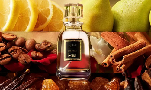 Les notes de Meili : une fragrance qui se révèle en trois étapes